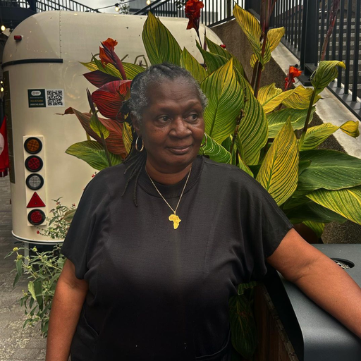 Vinyl Sisters Takeover - Lady Issachar - 29/08/23 - Voices Radio