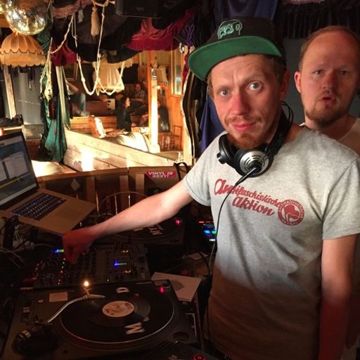 Welle One Love - Sunday Joint at Klunkerkranich