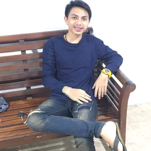 ผมมันเก่าใครก็ลืม by.เก้าหลูเถ่ง งง