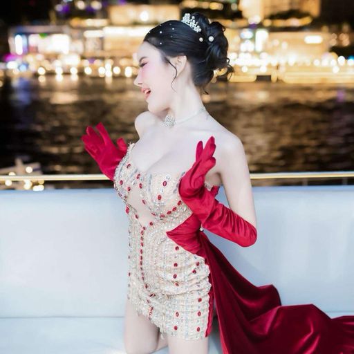 ลับหลังผัว ชั่วตลอด By ซ้อจูน