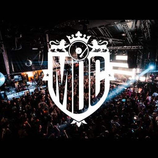 DJ Rolando at Metro Dance Club (Alicante - Spain) - 21 April 2001