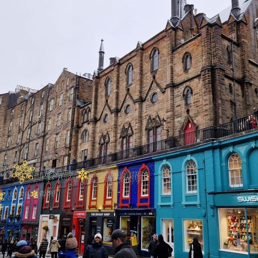 Mantissa w/ T - 26/12/24 - Voices Radio