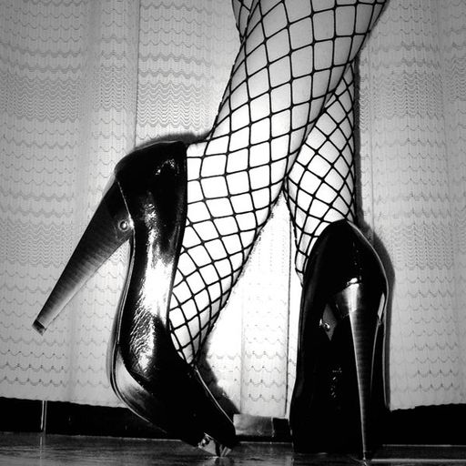 Hoe Steppin'