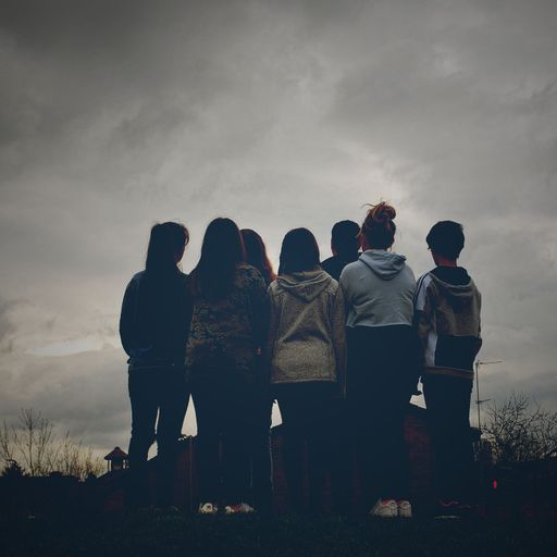 A Bit of Everything with Roni Ellis & Libby Hall. 29/5/2018