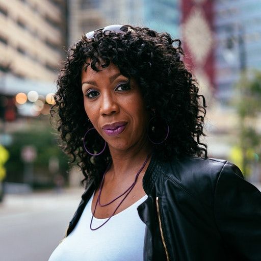 House of Minx – Vinyl Hour