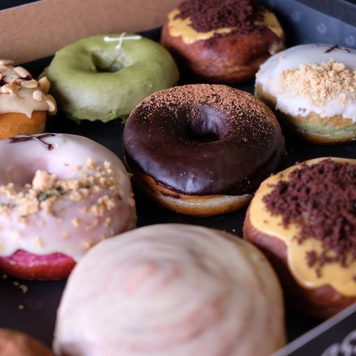 Hoxton Fashion w Crosstown + Meatless Farm