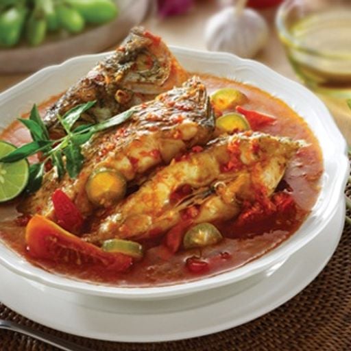 "" SAJOER IKAN ASAM ""