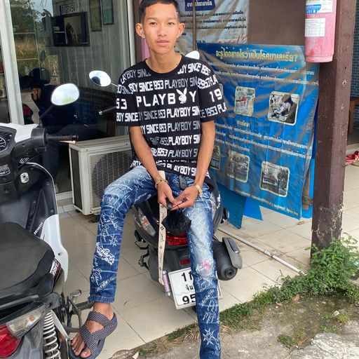 by เก้าซังจันทบุรี