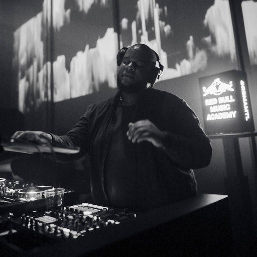 On the Floor – DJ Marfox at RBMA Weekender Montréal