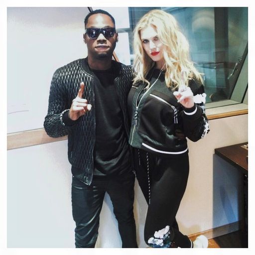 Ashley Louise James w Stylo G