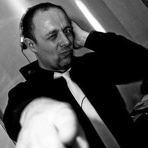 DJ C.R.I.Z. MIX 320