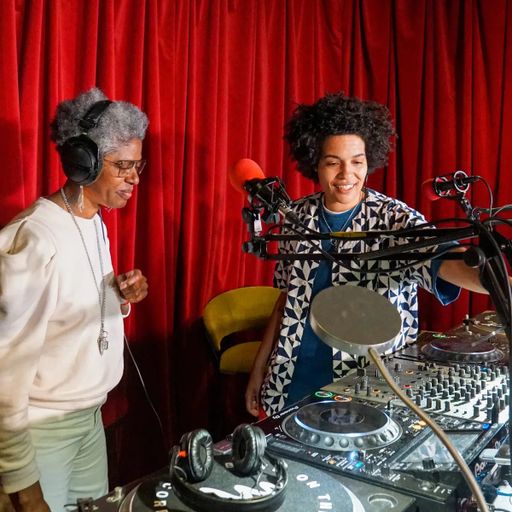 Band On The Wall: DJ Paulette with Lovescene // 31-03-22