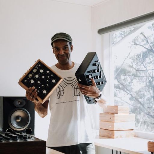 Astrofever Records Radio: Polyswitch with Mehdi El-Aquil // 11-08-21