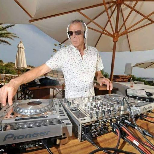 Colin Hudd Crackers Radio 11 05 2024