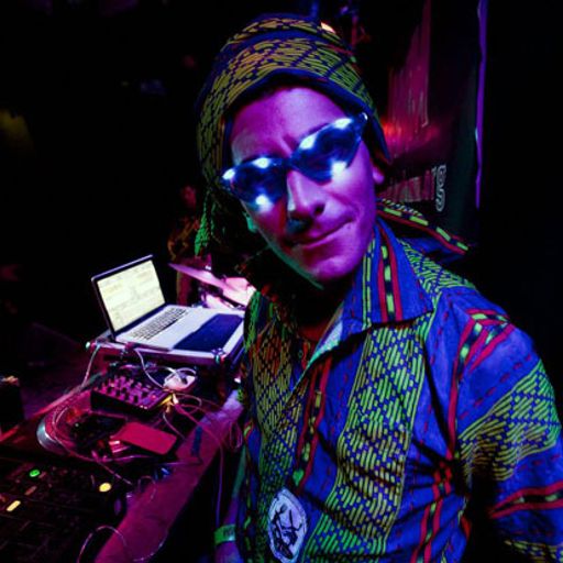 Bobby Gandolf - A Journey Through Glastonbury 2013