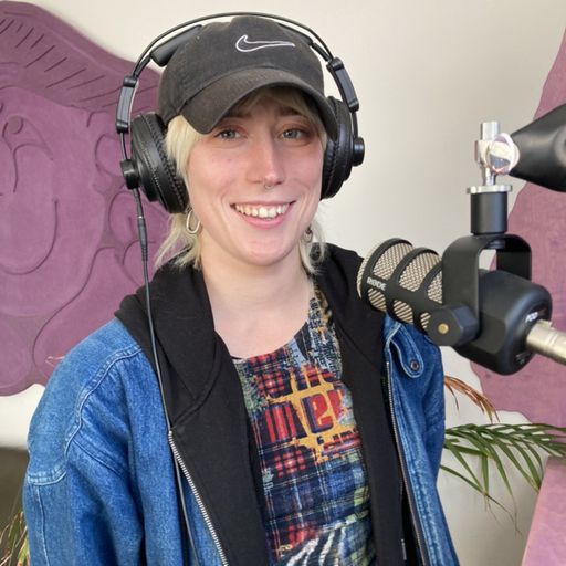 The Wiki Show w.  Rebekkah - October 2022