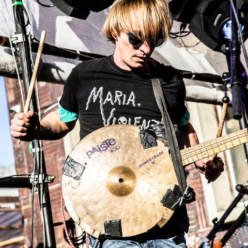 On the Floor – Roberto Succo at Red Bull Music Festival Paris