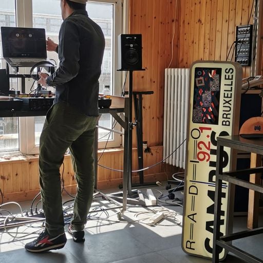 MRA Show 25 20 16 20 - DiscoWaldo on the Mix Special Rnb90s (Talk & Performance) (Host: KhalidMRA)