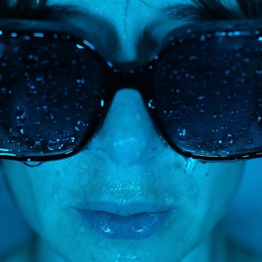 Midi Express 21_01_2025_ Trou sur Ma Mère avec Camille Weale/Bad Mother