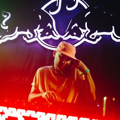 On the Floor – Uproot Andy at Red Bull Music Festival Santiago