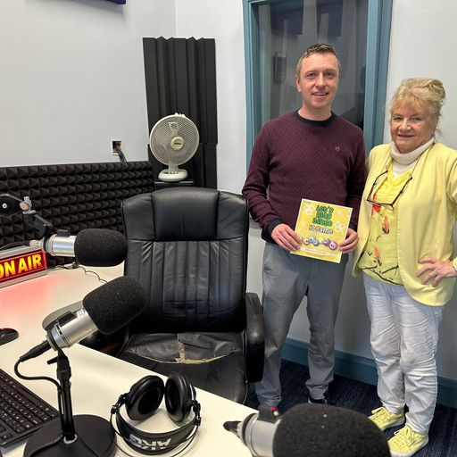 Bridie chatting with William from Balla Community Centre