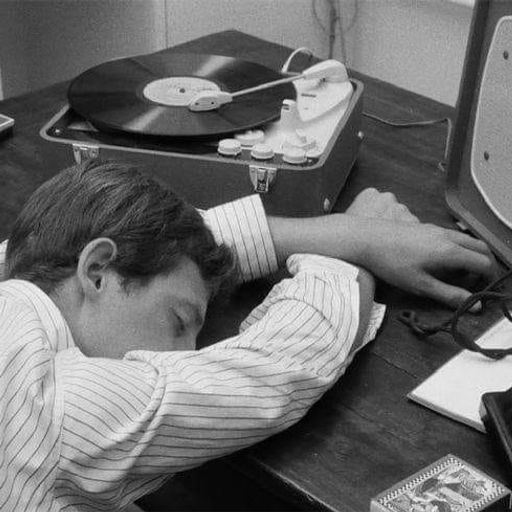 NewDuvet Rustling Jazz - AlanMcK on TotallyWiredRadio 2 April 2022