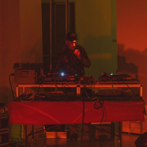 Signals 2 Noise : Schallplatten mit Licht dazu w/ Buc-ee 04.10.2024