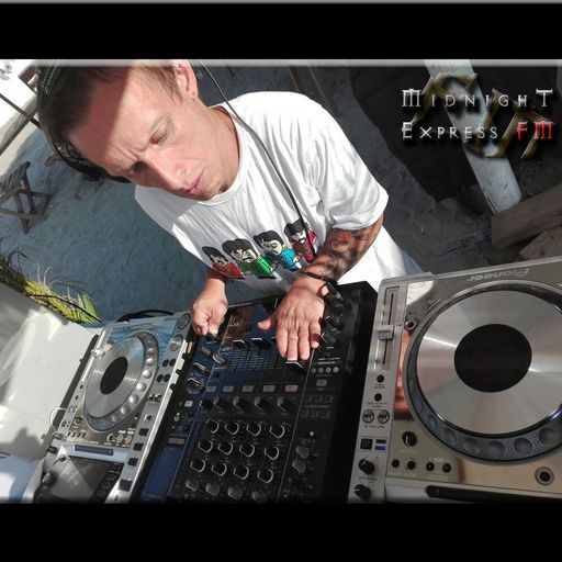 Rafael VanderSun on Anniversary 5.2.