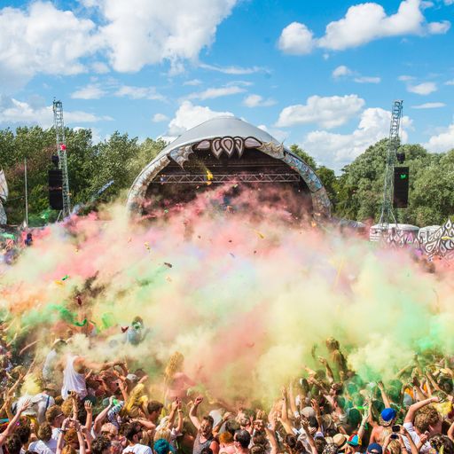 Sasha Brown w Secret Garden Party & Miranda Sawyer