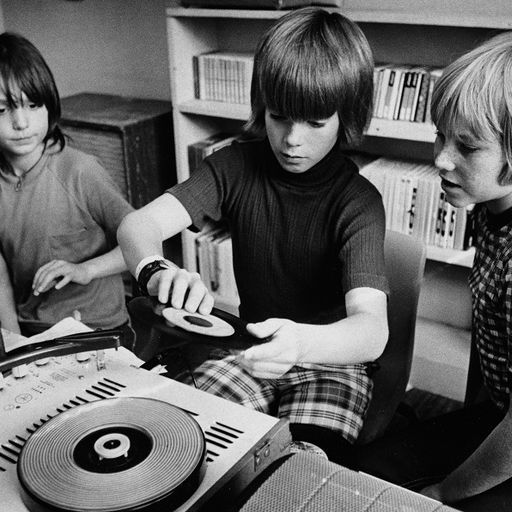 Fufu Radio Episode Forty Nine (16 April 2019)