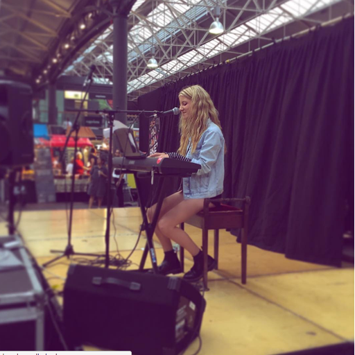 Cally Rhodes live from Old Spitalfields Night Market