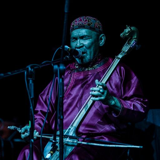 On the Floor – Huun Huur Tu at Alexandrinsky Theatre