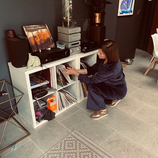 Adele's Saturday vinyl mix 8/4/23