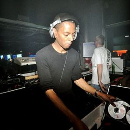 Jeff Mills at "Welcome To The Club" @ L'Enfer (Paris - France) - 15 September 2001