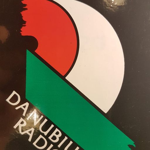 Danubius emlékműsor a poptarisznyában. Hajcser Attila, Komjáthy György és Komjáthy Zoltán műsora.