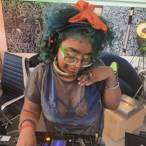 submersions w/ THEMPRESS - 01/08/24 - [Voices Radio]