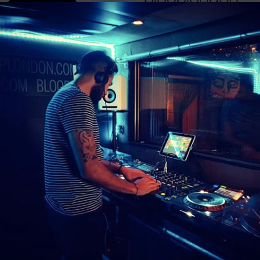 Electronic Shades w/ Navin Larriba - 23.08.18