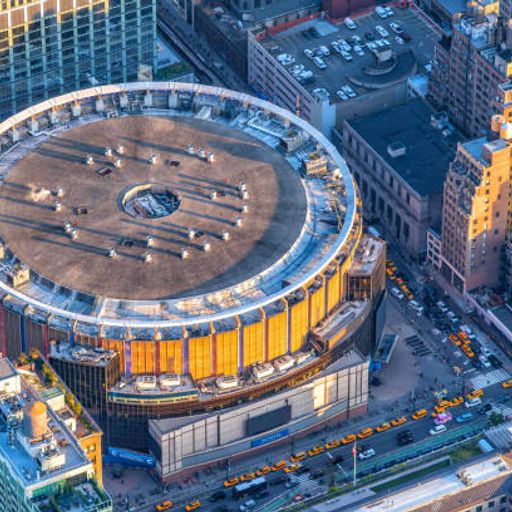 ICONIC VENUES (3) - Madison Square Garden