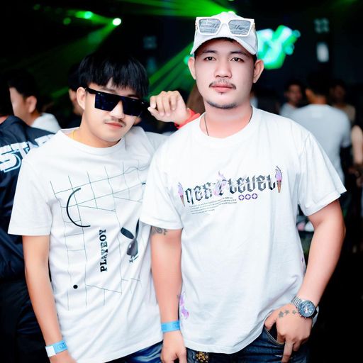 คนรู้ใจอ่ะพอมี แต่คนรู้ดีเต็มไปหมด by ลิปเบนซ์ วันๆพันกว่าเรื่อง