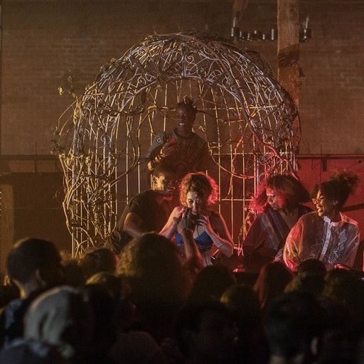 On the Floor – Muñeka and Rail Up crew at Rail Up: Mundial