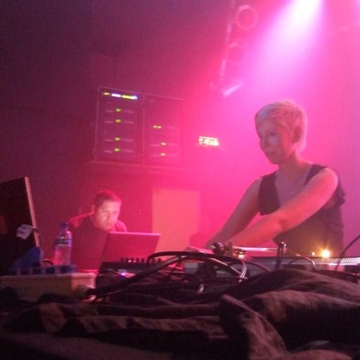 Estroe presents "Nineties Techno Vinyl Set" (Rotterdam - NL) - March 2018