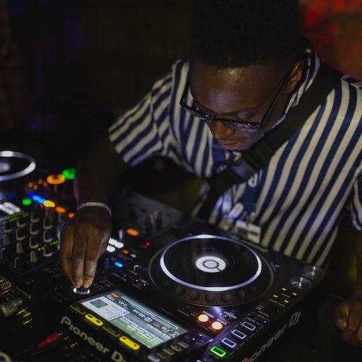 On the Floor – Chadna at Red Bull Music Festival Berlin