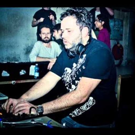 Ian Pooley at Gum Club (Hamburg-Germany) - 23 November 2001