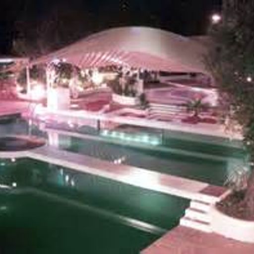 a bit of quality for a wednesday night