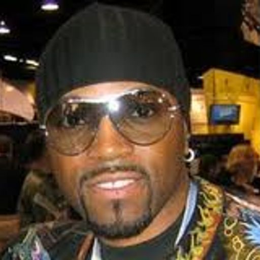 Soul-D-Out Teddy Riley (Producer) talks with d'nyce bang103.6fm