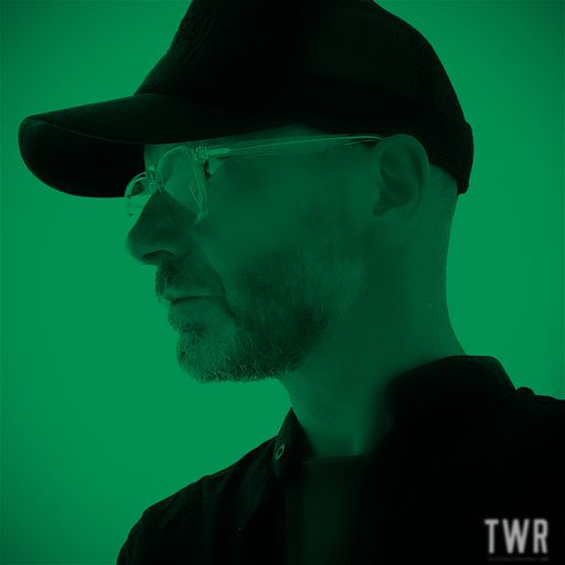 Poolside Eclectic - Matt Hazelden ~ 09.04.22