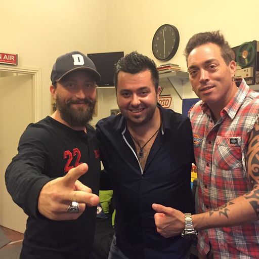 Mélyinterjúk Live!  Sándor Andrással. A műsor vendégei: Kowa & Jimmy.  www.poptarisznya.hu