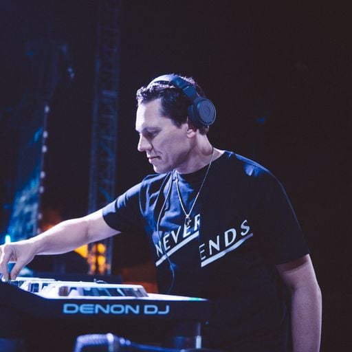 Tiësto — Contact FM, Live from Cream Amnesia in Ibiza | 28-07-2005