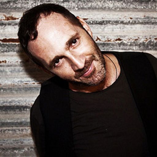 Steve Lawler LIVE from Harlem Nights at The End in London UK 2004