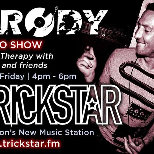 Music therapy show with Brody 4thDec15 getting ready for Technoir